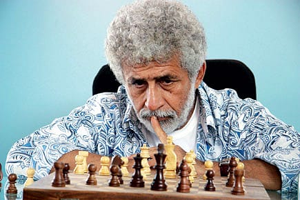 Charlie Ke Chakkar Mein