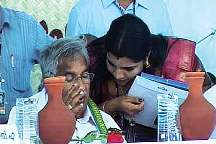 Congress: Party as a Dirty Joke