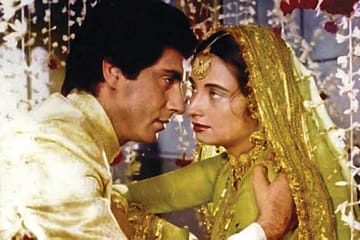 When Burkha-Clad Women Wept for the Niloufer of Nikaah