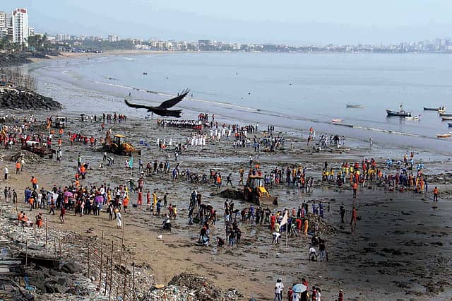 Mumbai: Broken City