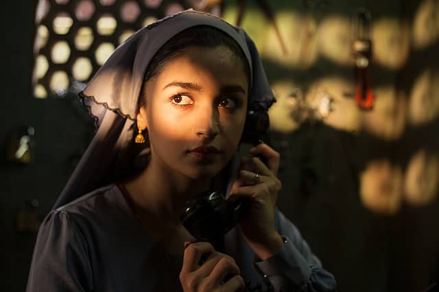 Raazi Movie Review