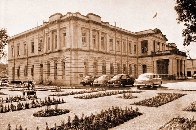 Class, Race and the Colonial Clubs of India