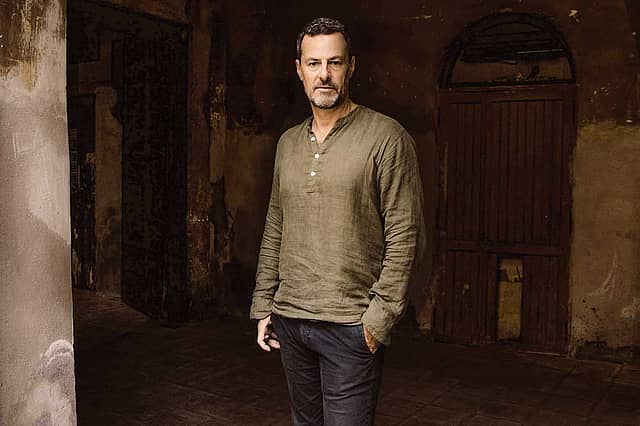 Carlo Pizzati: Intimate Stranger