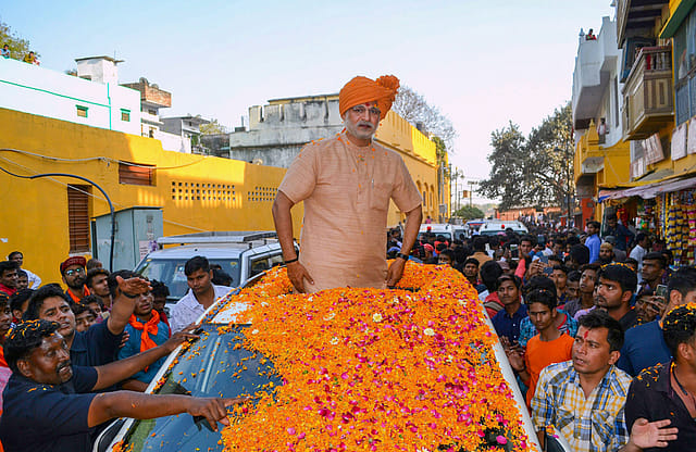 PM Narendra Modi Movie Review