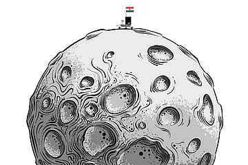 The Moon: Lunar Race