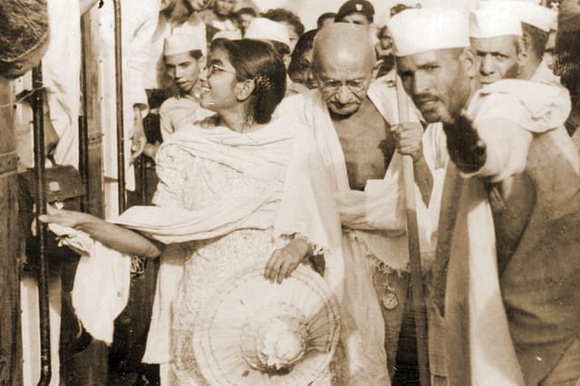 Manu saw Gandhi as a woman, her mother Manu saw Gandhi as a woman, her mother