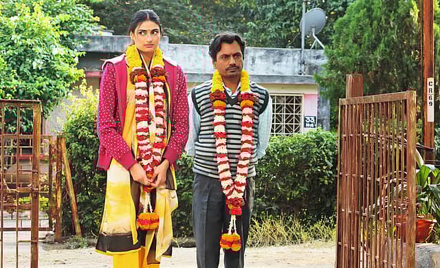 Motichoor Chaknachoor Movie Review