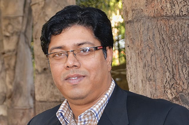 Dr. Debapratim Purkayastha: Best Selling Case Author Dr. Debapratim Purkayastha: Best Selling Case Author