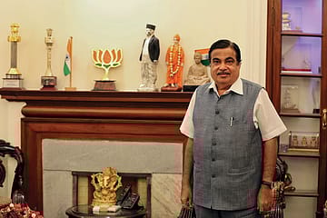 Soon you will be able to do Delhi-Mumbai in 12 hours, Delhi-Srinagar in 8, says Nitin Gadkari