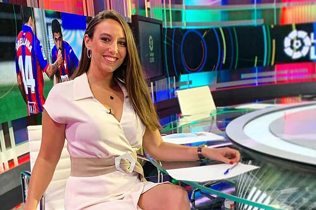 A Kick-Ass World Cup Anchor Who Rocks, Earns Praise in India