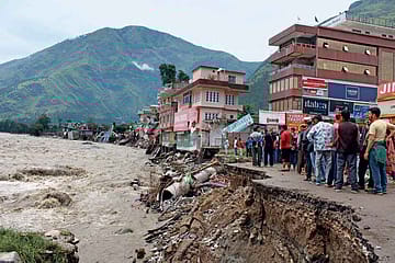 A Himalayan Faultline