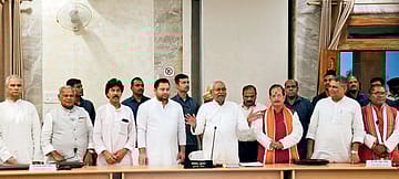 Mandal seeks a comeback against Kamandal