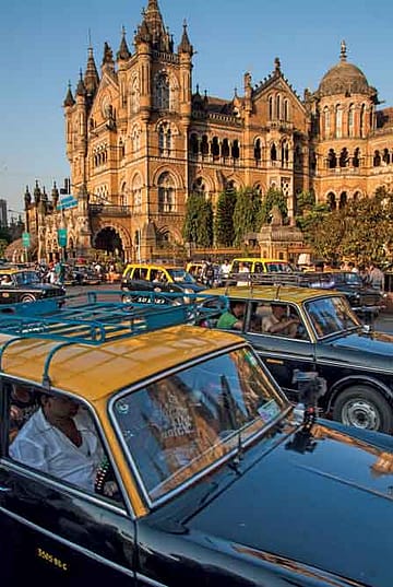 Kaali Peeli: The Wheels of Mumbai