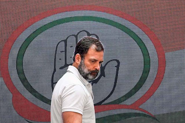 Mind the (Credibility) Gap