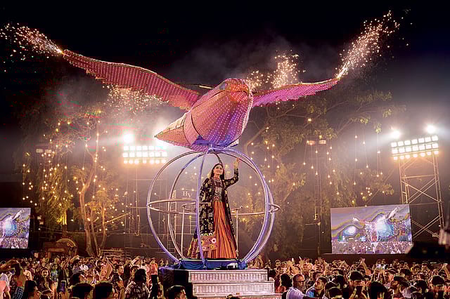 It’s Cool to Be a Hindu It’s Cool to Be a Hindu