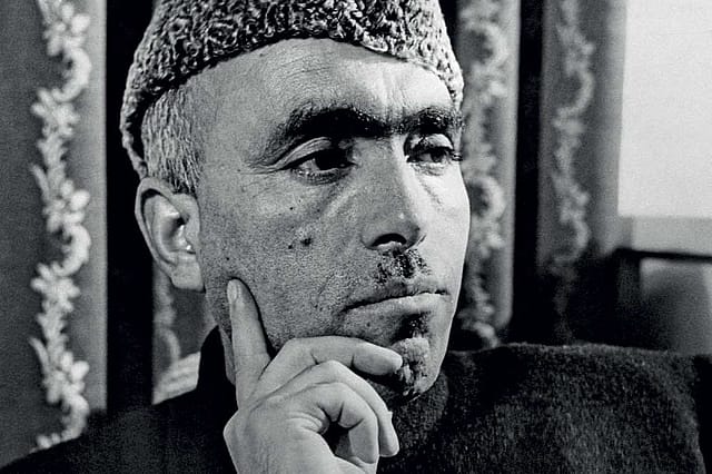 Shades of the Sheikh Shades of the Sheikh