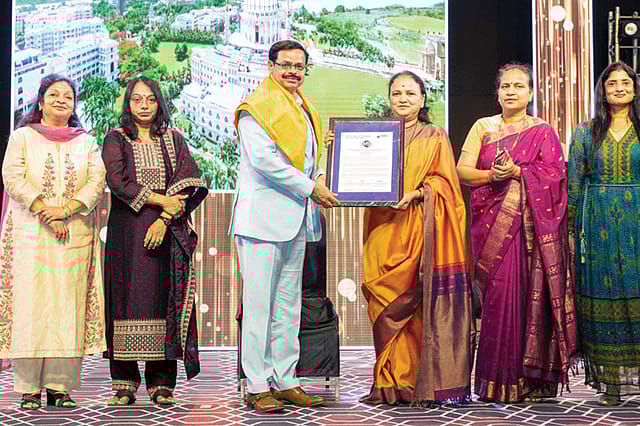 ICFAI Director Mr Sudhakar Rao receives “CK Prahalad Chair for Marketing Award” constituted by MIT ADT University