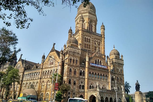Mumbai’s Clean-Up Crisis: Court-Ordered Drive Exposes BMC’s Failure on Garbage, Plastic and Civic Responsibility Mumbai’s Clean-Up Crisis: Court-Ordered Drive Exposes BMC’s Failure on Garbage, Plastic and Civic Responsibility