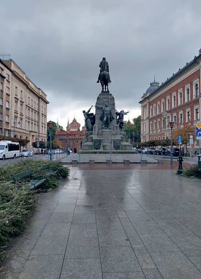 Kraków: Living in a Metaphor