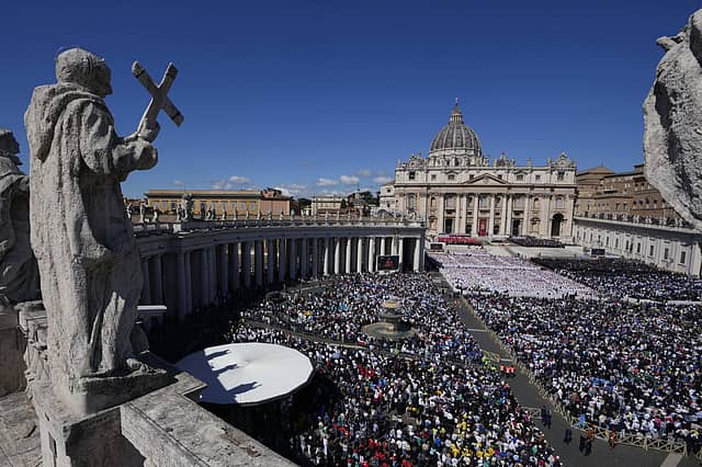 A Pope’s Funeral