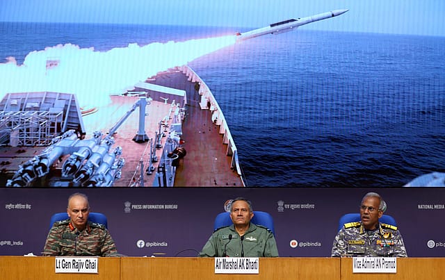 Armed Forces Operations Officers Bust Pakistani Propaganda