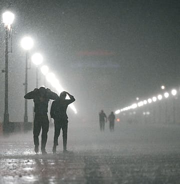 Monsoon Races Into India
