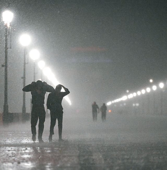 Monsoon Races Into India