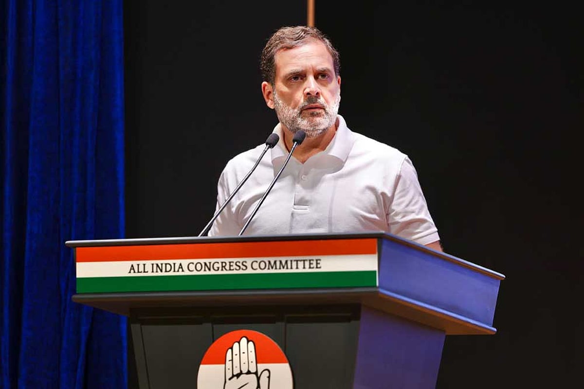 गर्व की बात: राहुल गांधी को आदिवासियों के बारे में क्या नहीं पता?