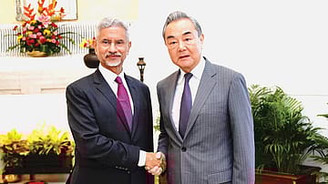 Hindi Chini Bhai Bhai?