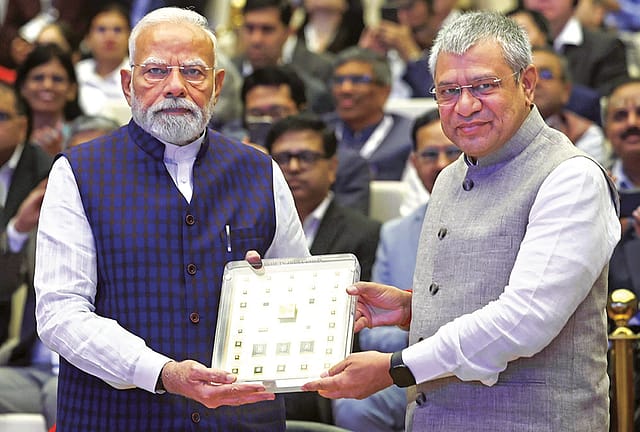 Atmanirbhar Semiconductors